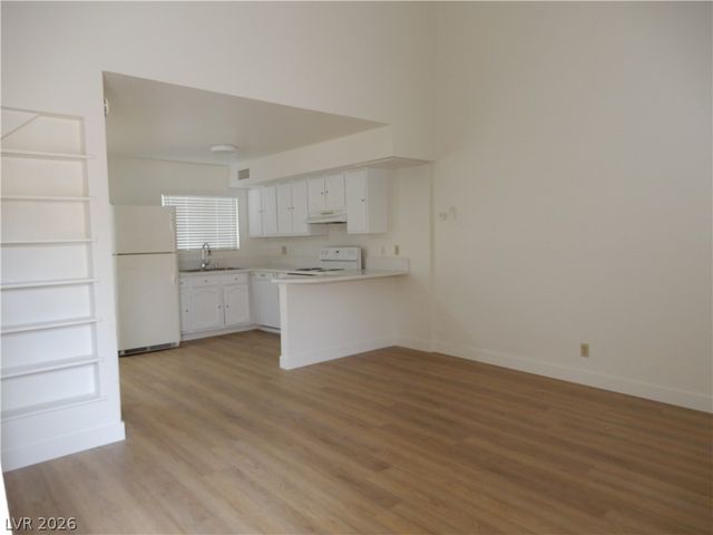 5146 Gray Lane A, Las Vegas, NV 89119