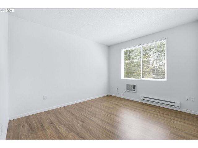 14635 Sw BEARD Rd 102, Beaverton, OR 97007