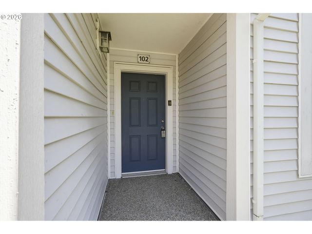 14635 Sw BEARD Rd 102, Beaverton, OR 97007