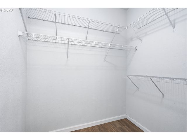 14635 Sw BEARD Rd 102, Beaverton, OR 97007
