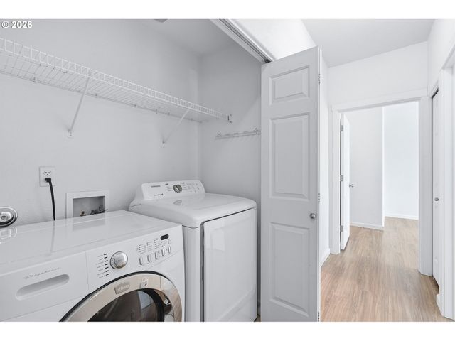 14635 Sw BEARD Rd 102, Beaverton, OR 97007