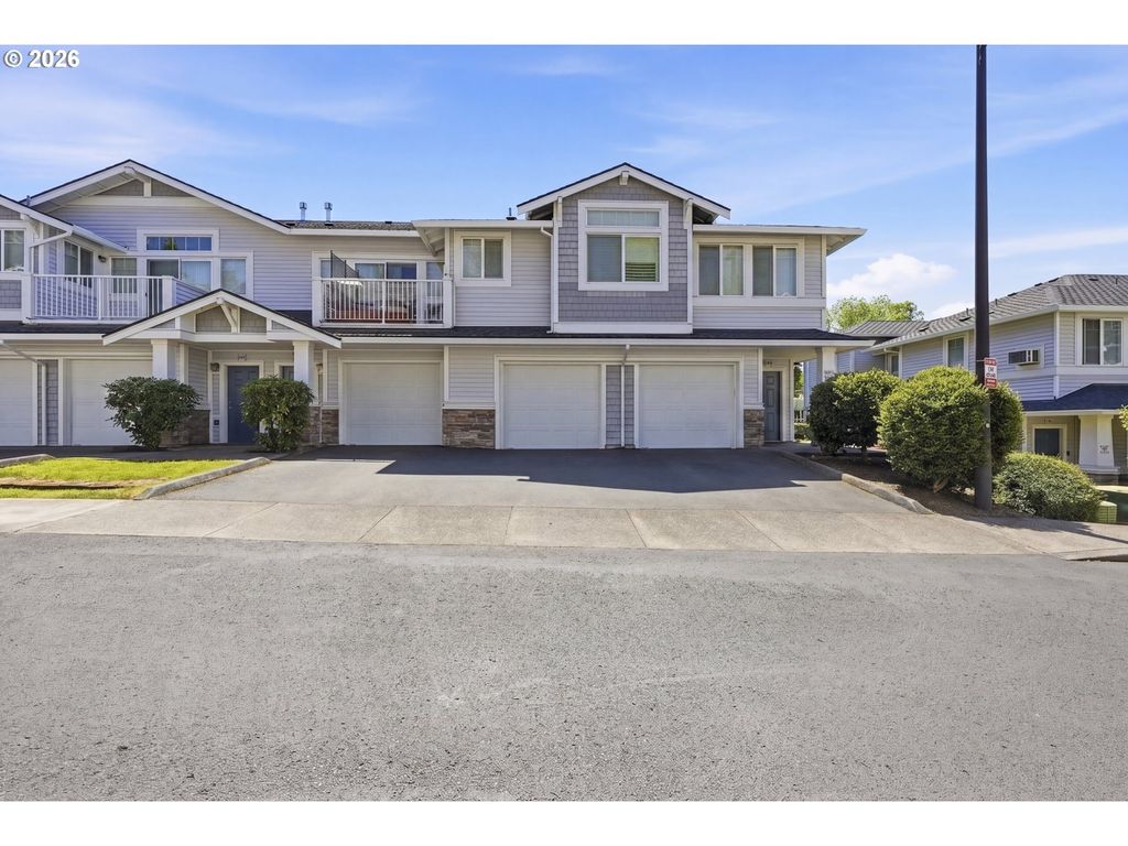 14635 Sw BEARD Rd 102, Beaverton, OR 97007