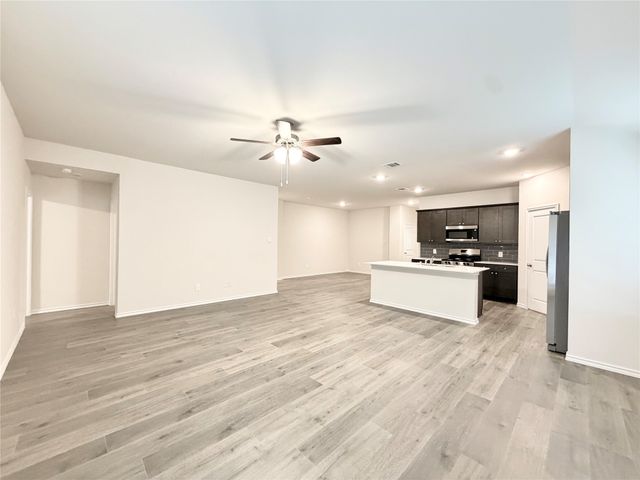412 Saddle Blanket Drive, Nevada, TX 75173