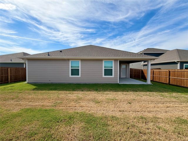 412 Saddle Blanket Drive, Nevada, TX 75173