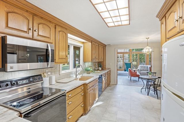 15 Old Marlboro Rd, Maynard, MA 01754