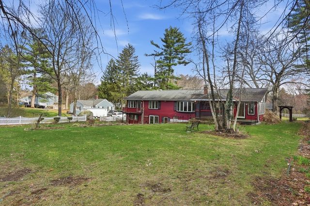 15 Old Marlboro Rd, Maynard, MA 01754