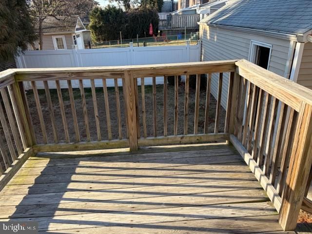 520-22 STRAHLE ST, Philadelphia, PA 19111