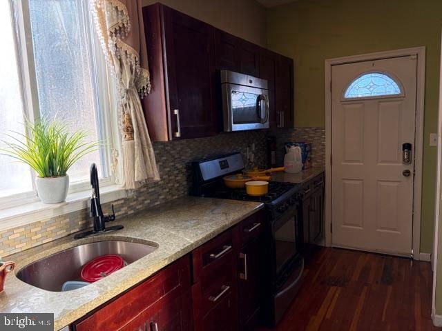 520-22 STRAHLE ST, Philadelphia, PA 19111