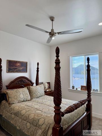 4649 Weatherby Way, Idaho Falls, ID 83401