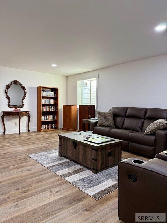 Image 15 of property listing at 4649 Weatherby Way, Idaho Falls, ID 83401