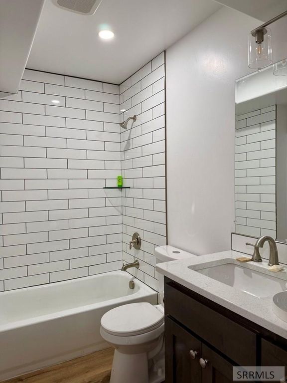 Image 17 of property listing at 4649 Weatherby Way, Idaho Falls, ID 83401