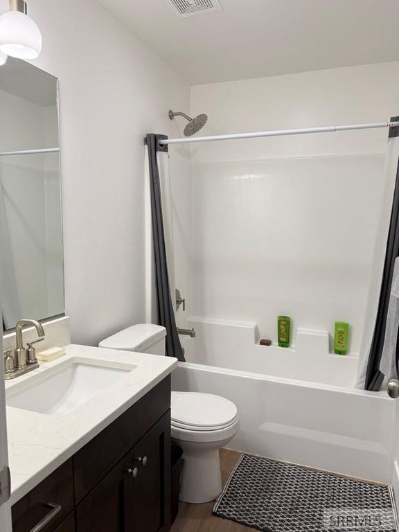 Image 5 of property listing at 4649 Weatherby Way, Idaho Falls, ID 83401