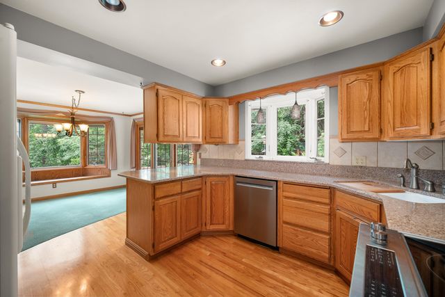 1425 W Lawrence Dr, Spokane, WA 99218