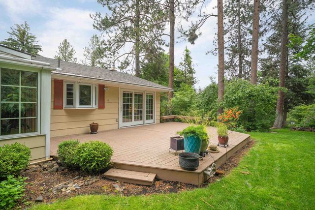 1425 W Lawrence Dr, Spokane, WA 99218