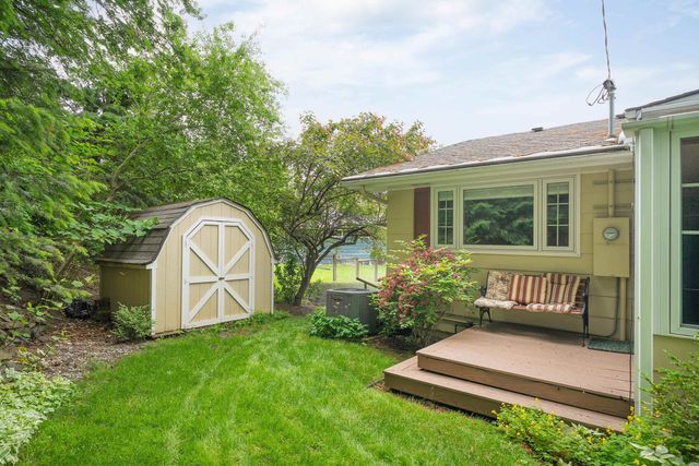 1425 W Lawrence Dr, Spokane, WA 99218
