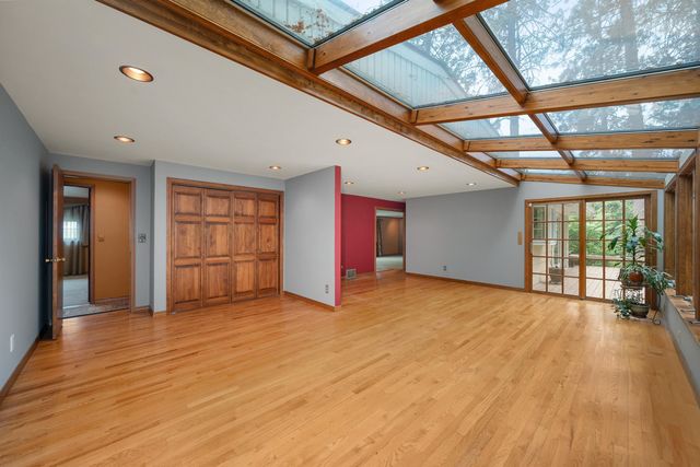 1425 W Lawrence Dr, Spokane, WA 99218