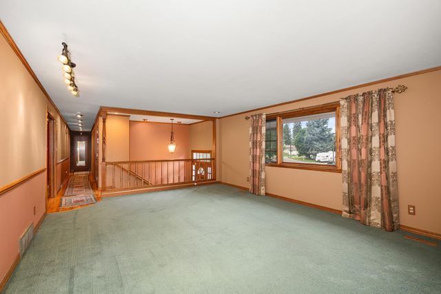 1425 W Lawrence Dr, Spokane, WA 99218
