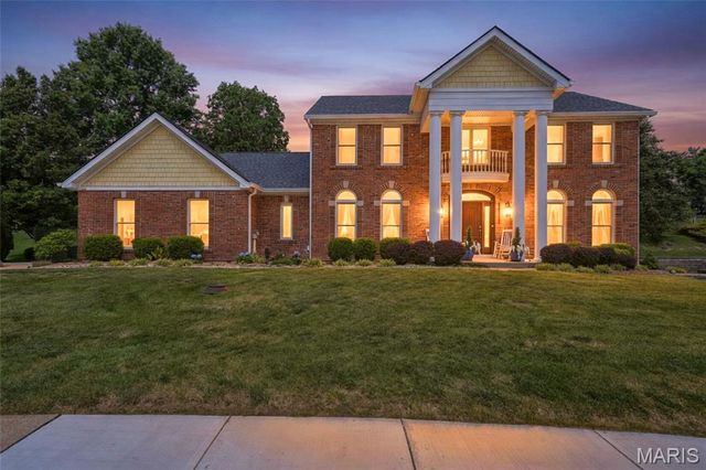 1312 Riverdale Circle, Chesterfield, MO 63005