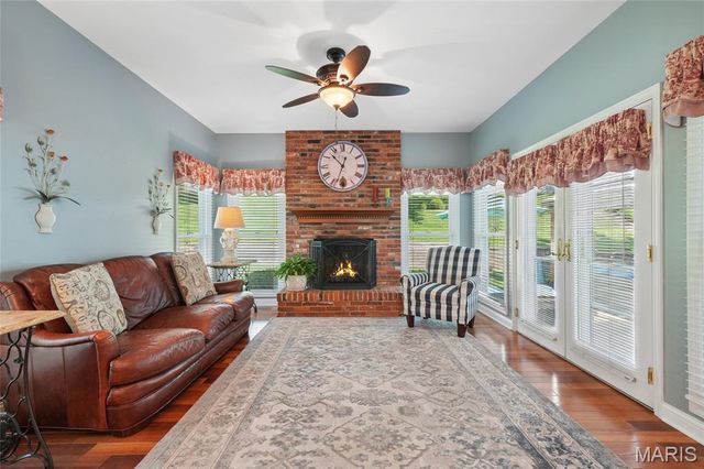 1312 Riverdale Circle, Chesterfield, MO 63005