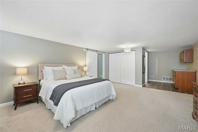 1312 Riverdale Circle, Chesterfield, MO 63005