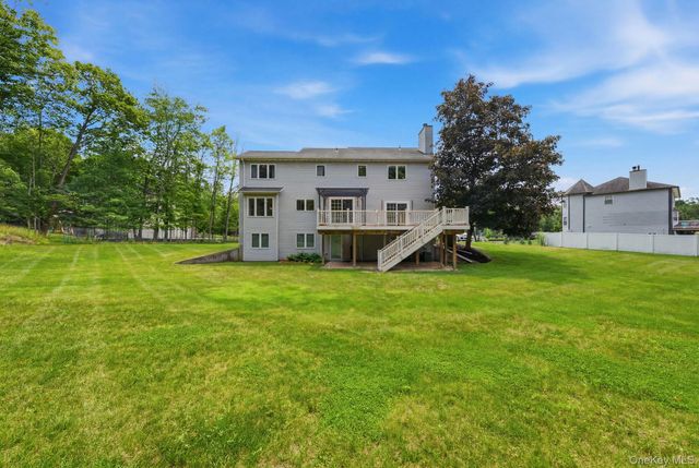 19 Staff Sgt James Parker Road, Blauvelt, NY 10913