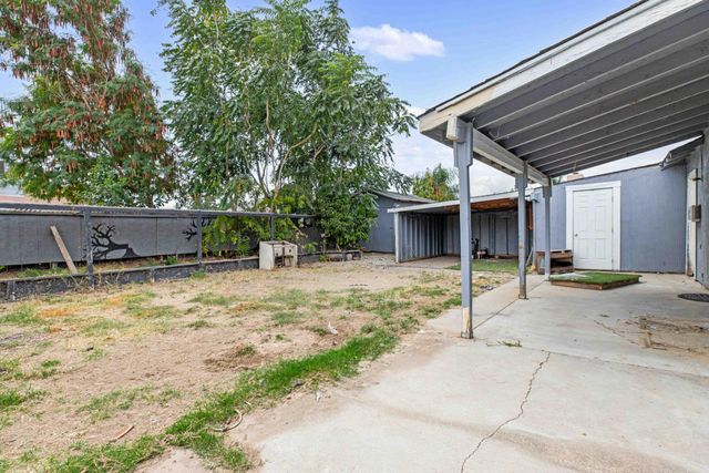 572 Harvest Park Dr, Turlock, CA 95380