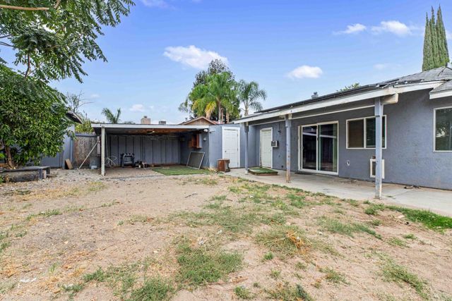 572 Harvest Park Dr, Turlock, CA 95380