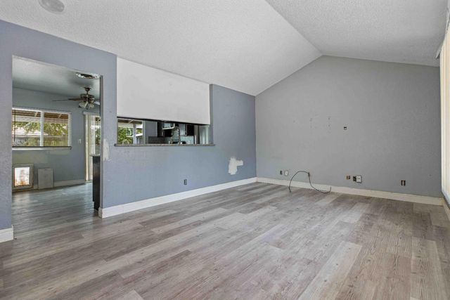 572 Harvest Park Dr, Turlock, CA 95380