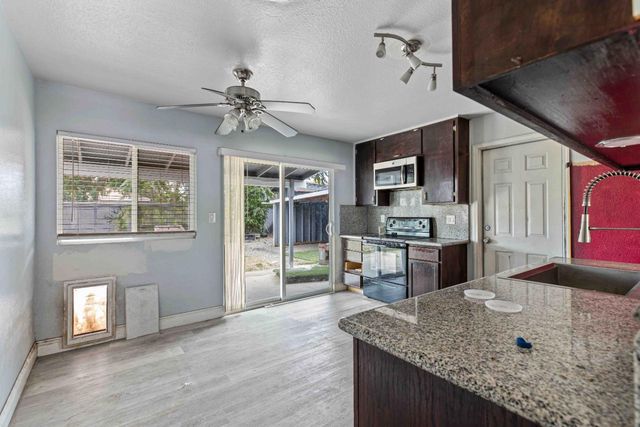 572 Harvest Park Dr, Turlock, CA 95380