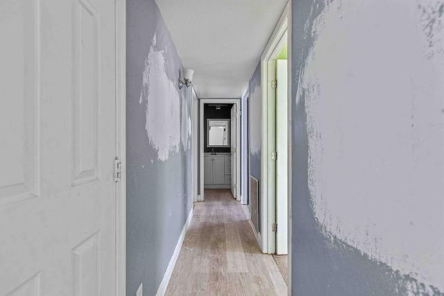 572 Harvest Park Dr, Turlock, CA 95380