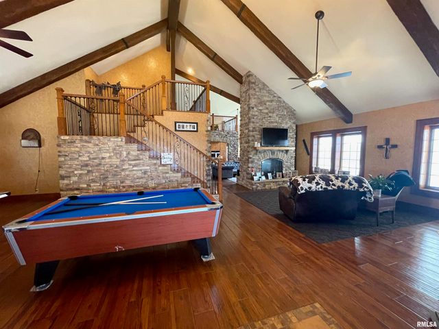 2064 E 2200th Street, Camp Point, IL 62320