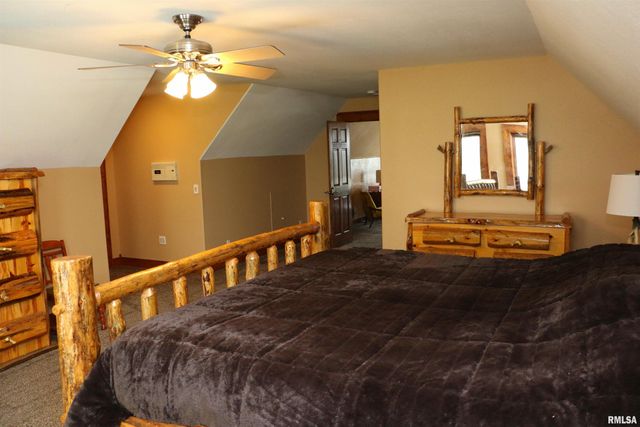 2064 E 2200th Street, Camp Point, IL 62320