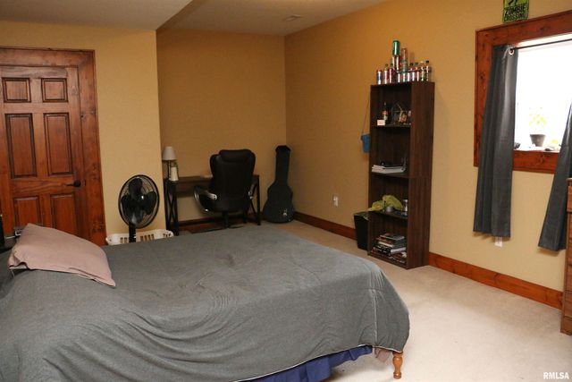 2064 E 2200th Street, Camp Point, IL 62320