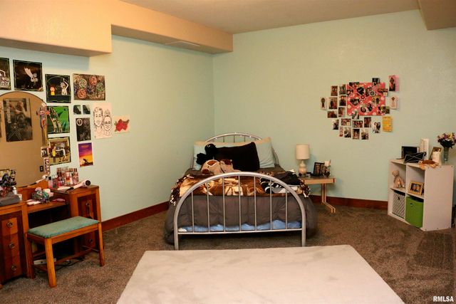 2064 E 2200th Street, Camp Point, IL 62320