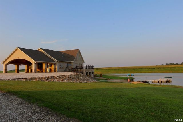 2064 E 2200th Street, Camp Point, IL 62320