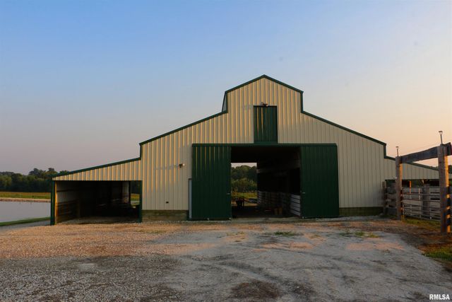 2064 E 2200th Street, Camp Point, IL 62320