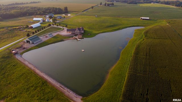 2064 E 2200th Street, Camp Point, IL 62320