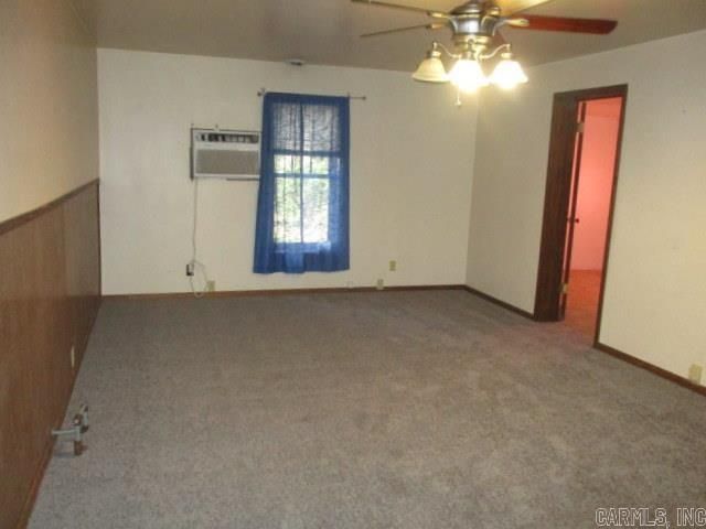 109 E Hicks Street, Cardwell, MO 63829