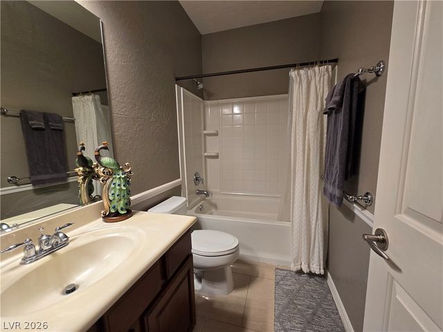 5992 Quintillion Avenue, Las Vegas, NV 89122