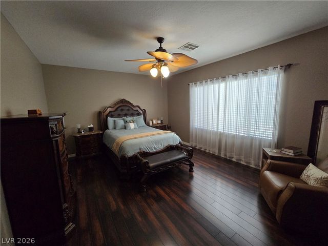 5992 Quintillion Avenue, Las Vegas, NV 89122
