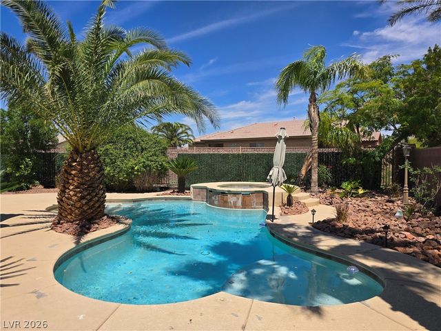 5992 Quintillion Avenue, Las Vegas, NV 89122