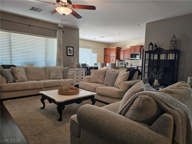 5992 Quintillion Avenue, Las Vegas, NV 89122