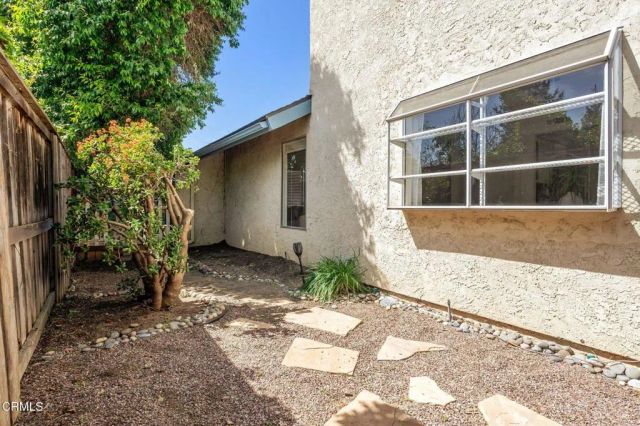 1689 Amador Lane, Newbury Park, CA 91320