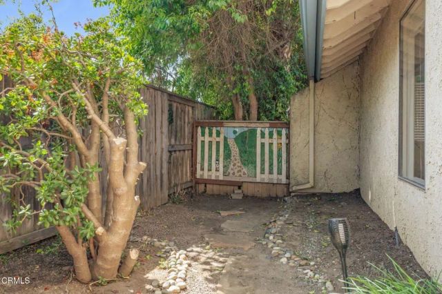 1689 Amador Lane, Newbury Park, CA 91320