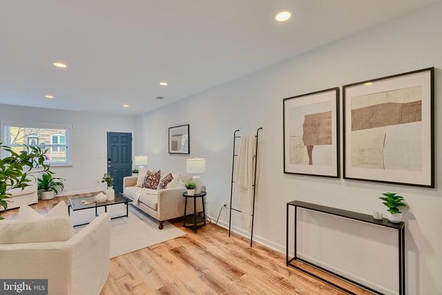 4 S EAST AVE, Baltimore, MD 21224