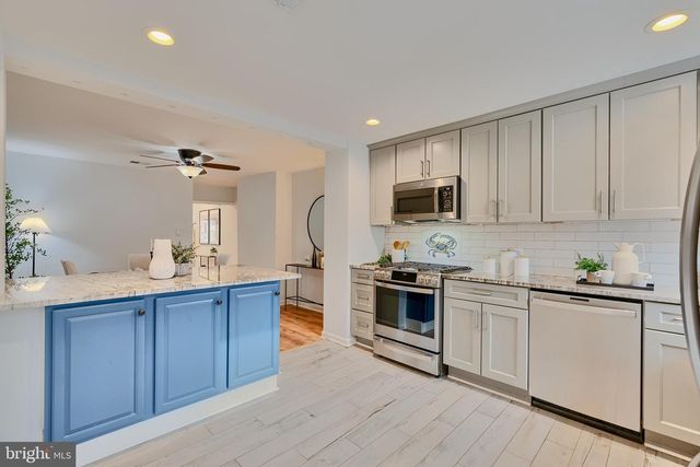 4 S EAST AVE, Baltimore, MD 21224