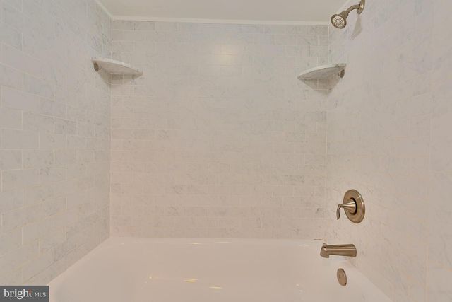 4 S EAST AVE, Baltimore, MD 21224