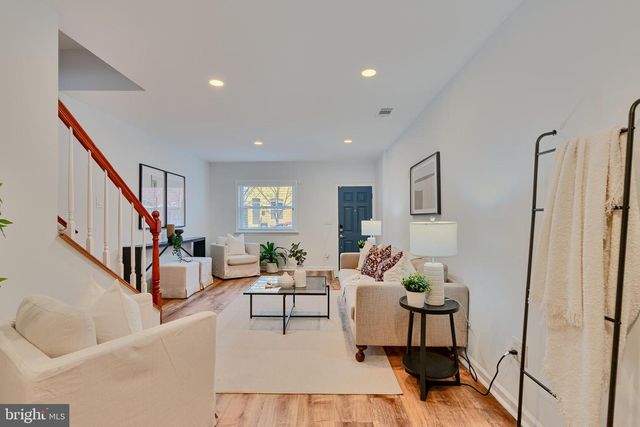 4 S EAST AVE, Baltimore, MD 21224