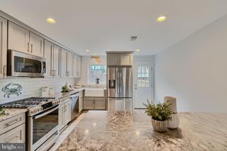 4 S EAST AVE, Baltimore, MD 21224