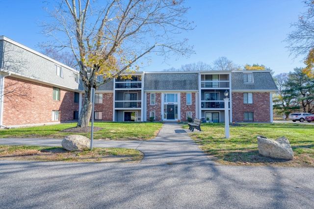 15 Foundry Street A3, Easton, MA 02375